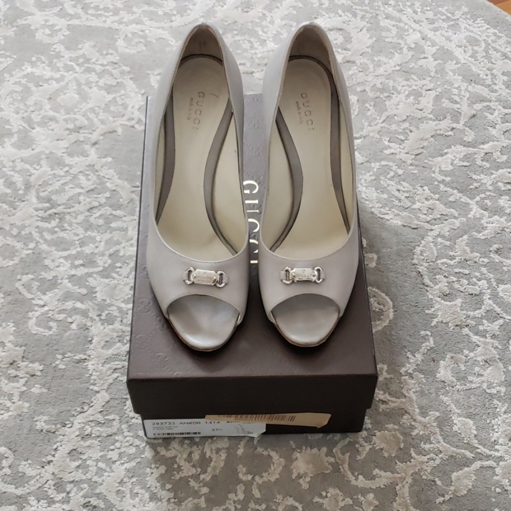 Gucci Gray Peep Toe Heels Sz 37.5